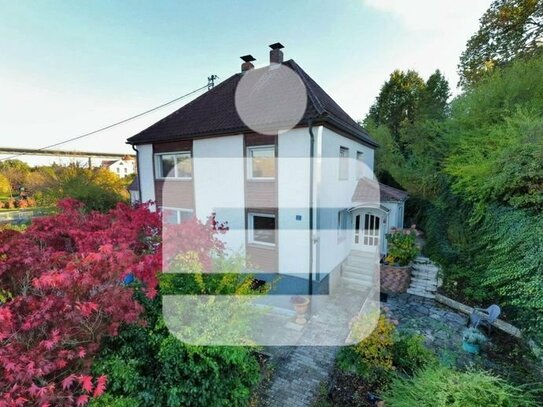 Sanierungsbedürftiges Einfamilienhaus mit Potential in Passau Schalding