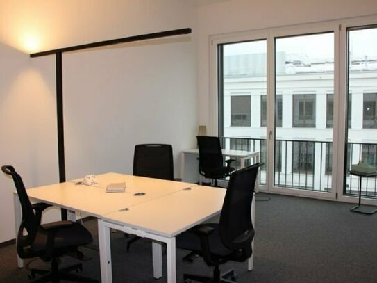 Voll ausgestatteter privater Büroraum für Sie und Ihr Team in Regus Doernberg
