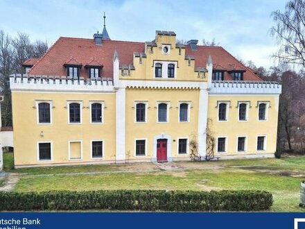 Märchenhaftes Schloss sucht neuen Burgherrn!