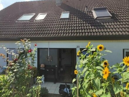 Einliegerwohnung mit Gartenteil am Ortsrand von Stuttgart Uhlbach