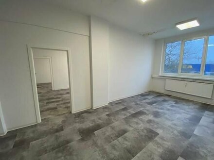 Modernisierte Büro- und Vertriebsflächen über 250 m²