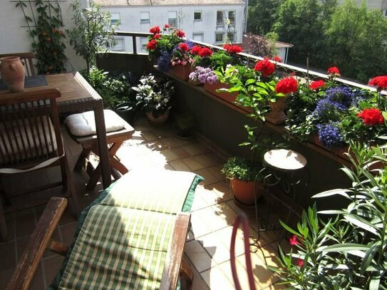 Helle 3 ZKB Wohnung mit toller Loggia und Blick auf den Marktplatz von Waldmohr