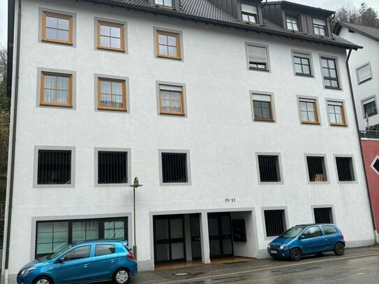 Geräumige 4-Zimmerwohnung in zentraler Lage