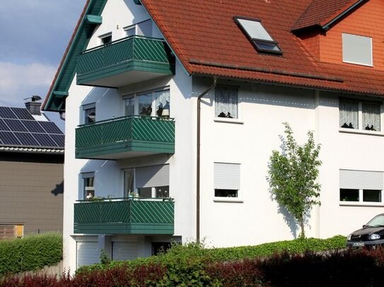 Helle 4 ZKB - Wohnung mit Balkon, Einbauküche und Garage in ruhiger Lage von privat in Haiger zu verkaufen