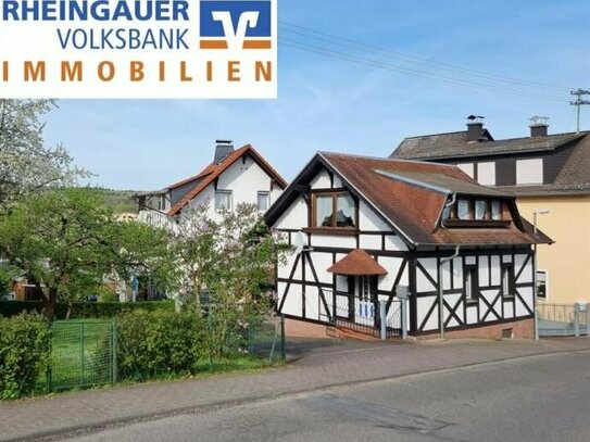 ** Geisenheim-Stephanshausen: Zwei Häuser auf einem Grundstück **