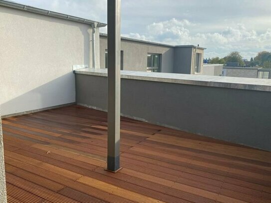 Penthouse mit Dachterrasse und beheiztem Summergarden, BHKW - KFW 55 Standard