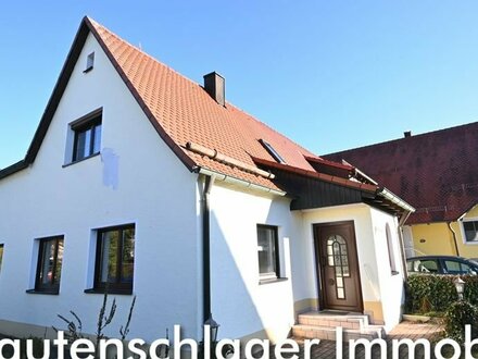 Haus statt Wohnung! Kleine 3-Zimmer-Doppelhaushälfte mit nützlichem Nebengebäude in Postbauer-Heng.