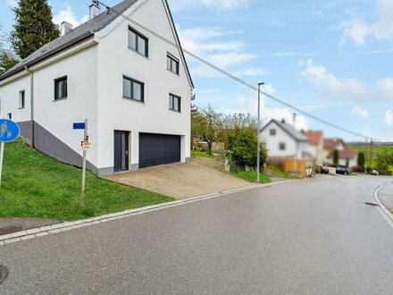 ALLGÄU: Einfamilienhaus mit Doppelgarage und Schwedenofen in Kirchheim