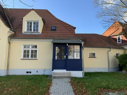 Denkmalgeschützte Doppelhaushälfte in Zschornewitz