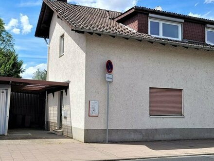 Wohnen und Arbeiten im Einklang. Wohn- und Geschäftshaus mit einer 3 Zimmer Wohnung, Büroetage und Garage!