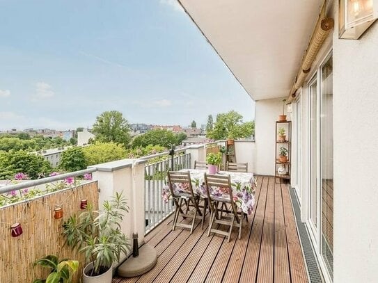 Dachgeschoss-Maisonette-Wohnung mit Ausblick über Berlin-Mitte