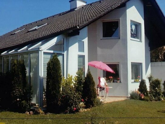 Tolles EinfamilienH.+EinliegerW+Praxis/Kanzlei oder zs. Apartment,Ingolstadt-Haunwöhr,provisionsfrei