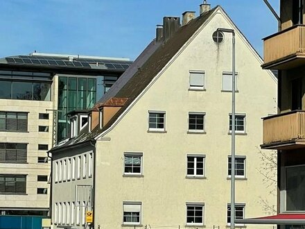 Wohn- und Geschäftshaus in FN-Altstadt
