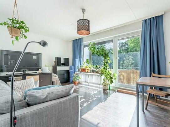 Helle 2-Zimmerwohnung mit Balkon in Lokstedt zu verkaufen