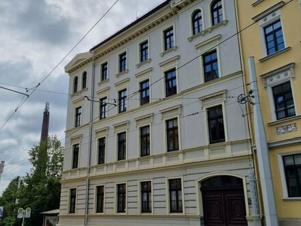 Mehrfamilienhaus am historischen Heiligen Grab