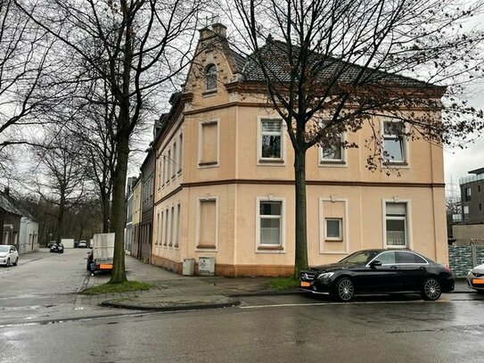 Solides Mehrfamilienhaus in Duisburg / Grenze Oberhausen