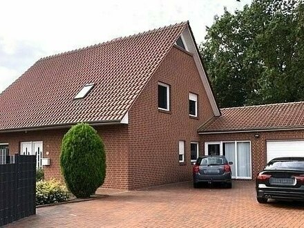Große Familie herzlich willkommen! Ein-/Zweifamilienhaus mit Garage und Sauna in Diepholz-Heede.