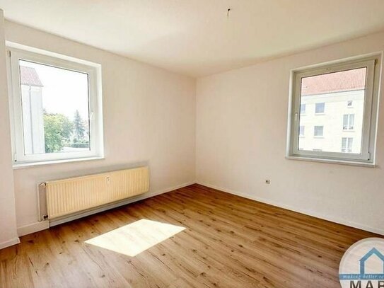 Ab sofort und mit BALKON! Sanierte 3-Zimmer-Wohnung in der Nähe des Berzdorfer Sees!