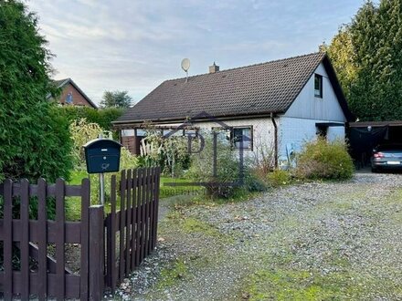 Bungalow mit tollem Grundstück in attraktiver Sackgassenlage