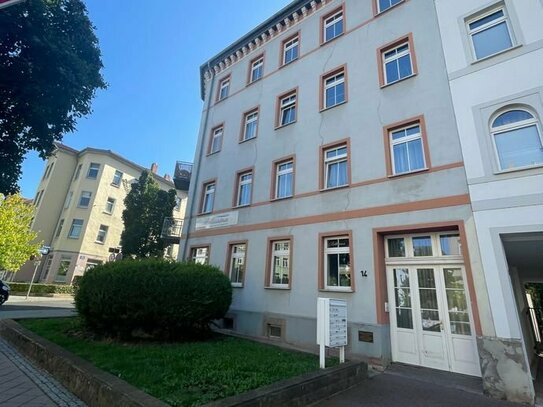 Gute Lage - DOMPLATZ FUSSLÄUFIG - Perfekt geschnittene 2-Zimmer-Wohnung mit Balkon ab 01.05.24 Leerstehend
