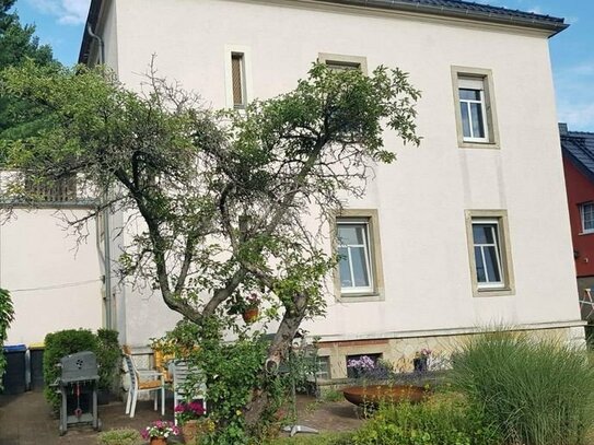 Zweifamilien-Villa in Bestlage von Radebeul/Oberlößnitz zu verkaufen!
