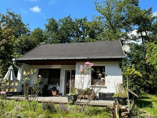 Ganzjährig nutzbares Ferienhaus auf idyllischem Grundstück an der Löcknitz