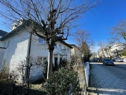 Lichtdurchflutete GALERIEWOHNUNG am Schloss Nymphenburg