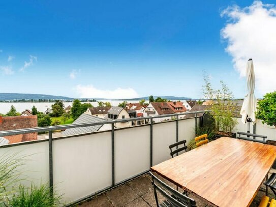 3-Zimmer-Dachgeschosswohnung in Allensbach mit Seeblick