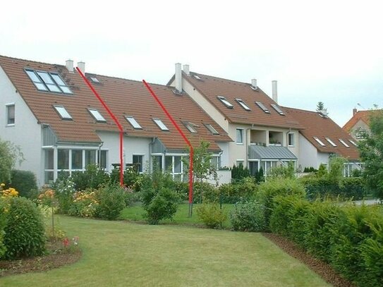 Reihenmittelhaus am südlichen Stadtrand von Dresden mit unverbaubarem Blick