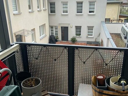 Cottbus sehr gute Lage 2 Zimmer Wohnung mit Balkon nähe Uni und Staatstheater und Bahnhof