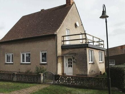 *** Gemütliches älteres Wohnhaus mit Nebengebäuden in ruhiger Lage ***