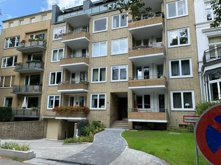 Top sanierte 4-Zimmerwohnung im Graumannsweg, 2-Balkone, nähe Außenalster