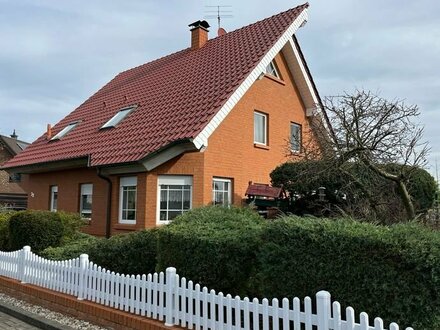 Individuelles Einfamilienhaus mit Doppelgarage nahe Stendal