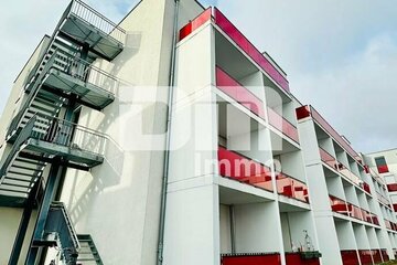 KFW 55 Zwei-Zimmer-Appartment Balkone, barreierefrei, möbliert auch ideal als Pendler / RBNB