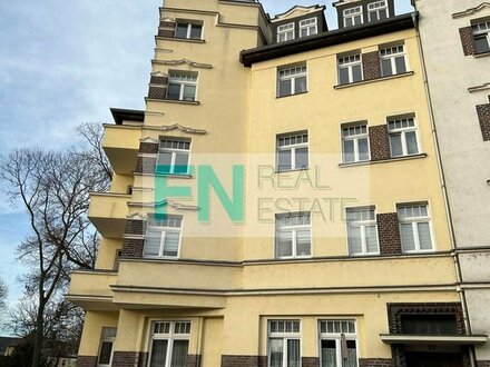 Großzügige sanierte 2RWE mit Balkon und Blick ins Grüne!