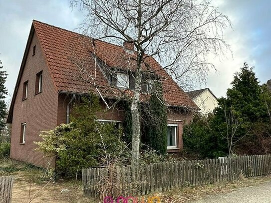 Veltenhof: Ideal für Handwerker! - Ruhig gelegenes Einfamilienhaus mit großem Garten