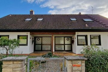 Mehrfamilienhaus mit schönem Garten in ruhiger Lage