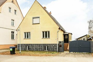 Charmantes Einfamilienhaus mit großem Potential auf 2900 qm!!! Grundstück