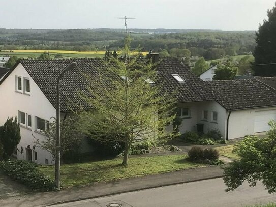 Großes Einfamilienhaus - Top Lage - Sonniger Garten