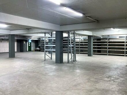 670 m² Lagerfläche (Untergeschoss), auf Wunsch auch Büro-/Serviceflächen