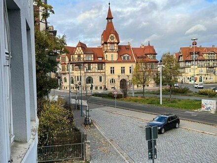 Dachgeschoss-Wohnung im Damenviertel zu verkaufen