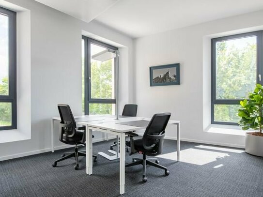 All-inclusive-Zugang zu professionellen Büroräumen für 2 Personen 10 sqm in Regus Stadttor Ost