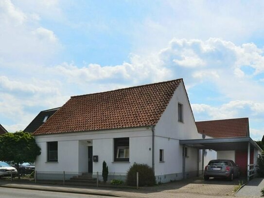 Altbau trifft Moderne - ebenerdiges Wohnen in Stadtlage