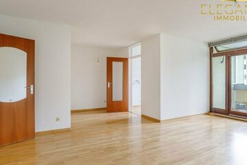 Top 3 Zimmer Wohnung 76 m² mit Süd-Balkon und Tiefgarage in Fürth