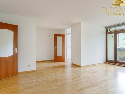 Top 3 Zimmer Wohnung 76 m² mit Süd-Balkon und Tiefgarage in Fürth