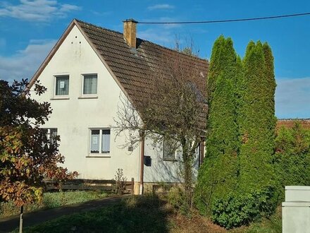 ***** Freistehendes Einfamilienhaus in ruhiger Lage!