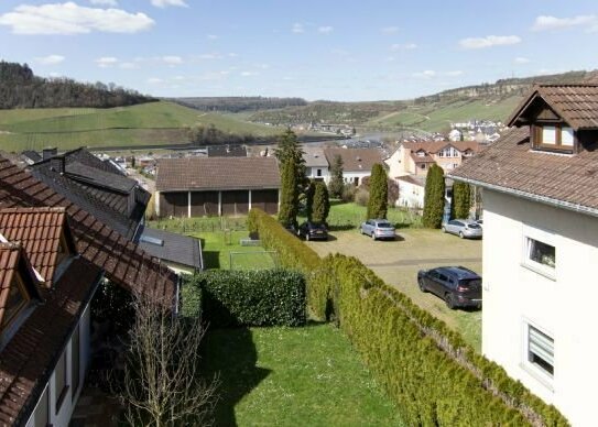 Gemütliche Wohnung mit Blick über die Mosel