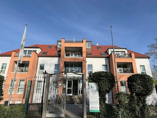 Attraktive 3,45% Rendite: Exklusive 2-Zimmer-Wohnung mit Tiefgaragenoption in Stahnsdorf – Ideale Kapitalanlage