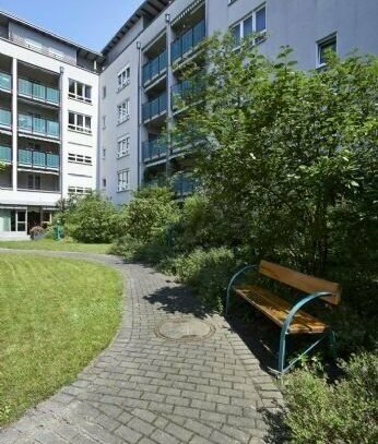 Service-Wohnen für Senioren: 3-Zimmer-Wohnung im Seniorenwohnpark Neulichtenhof mit Balkon