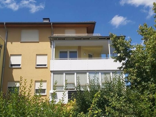 2-Raum-Wohnung mit großem Balkon und Einbauküche - Heizen mit Fernwärme